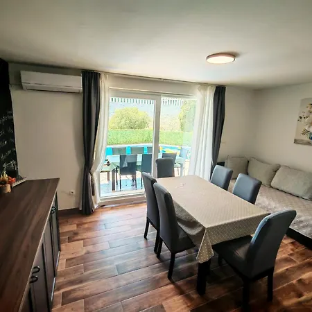 Croatia Sea View With Heated Pool Villa Vinisce