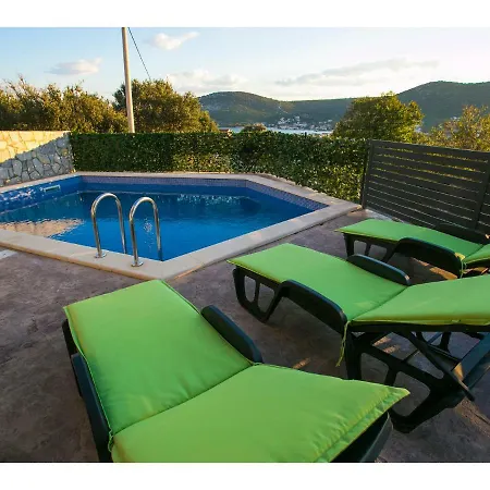 Croatia Sea View With Heated Pool