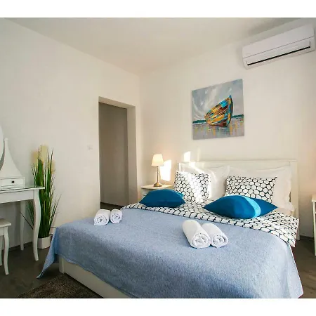 Croatia Sea View With Heated Pool Villa *