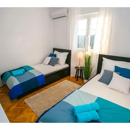 Croatia Sea View With Heated Pool Βίλα